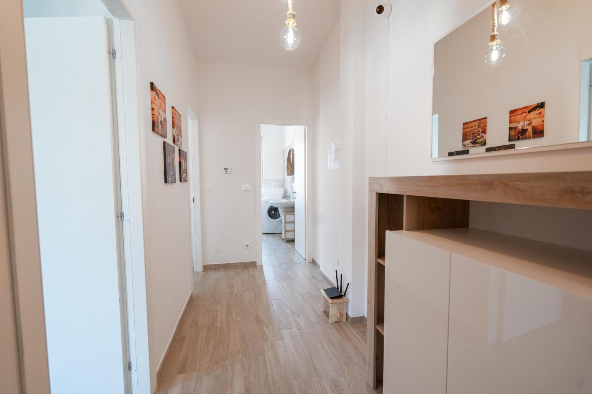 Private Parking, With Hill View Apartment Alba  Exterior photo